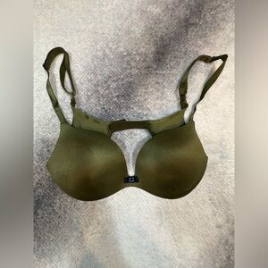 NWOT Victoria’s Secret Olive Green Plunge Bra 32C